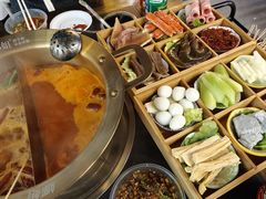 -娜姐鲜牛肉串串火锅(藏龙岛店)