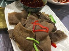 -洪霞餐馆