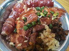-梁阿婆廿年老牌扣肉糯米饭