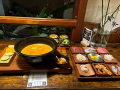 -银米·云南传统过桥米线(双廊黑金冠店)