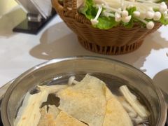 -帝皇海海鲜豆捞(桐泾商务广场店)