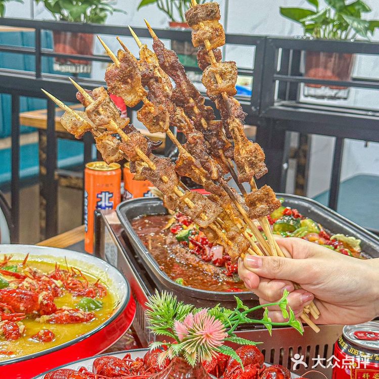 🔥段氏龙虾·大连路店夜宵新宠，美味不容错过！🦞