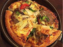 加州风情香烤牛肉比萨-必胜客(环球店)