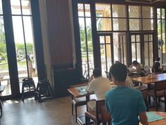 -亚龙湾希尔顿自助餐厅·海鲜·烧烤·沙滩BBQ·现场乐队