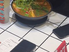 -肥汁米蘭香港米线(长宁来福士店)
