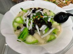 胜瓜竹笙浸生虫-太子园林酒家