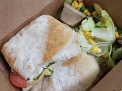 香烤鸡肉帕尼尼面包-Miss Fresh轻食(南京西路店)