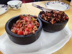 黑红三剁双拼-蝴蝶泉宾馆-中餐厅
