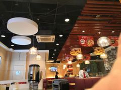 大堂-粤仔湾砂锅粥(广益哥伦布店)