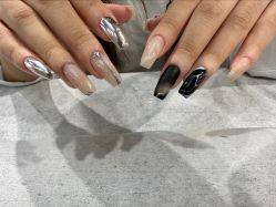 -菜菜美甲美睫皮肤管理