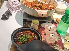 -刘姐啤酒鱼民族演艺餐厅(西街总店)