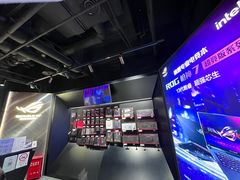 -ROG玩家国度(美罗城店)