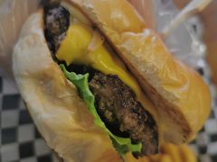 -UMAMI乌玛米披萨·汉堡·清真Halal(红岭北店)