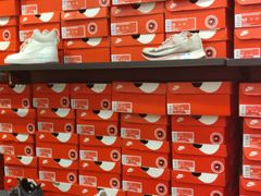 -五环Outlets(高新工厂店)