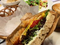-麦田工坊(月湖店)