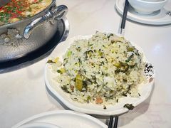 -德林酸菜鱼火锅(南丹店)