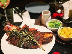M9带骨和牛肋排-wann lounge 低温慢煮牛排·清吧
