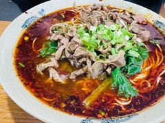 -丁丁猫重庆小面(徐州路店)