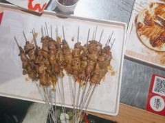 -绿地三只羊羊肉串(万科店)