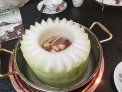 -得意咚瓜·顺德鱼生·冬瓜火锅(深圳首店)
