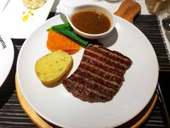 -斗牛士牛排餐厅(嘉里汇店)