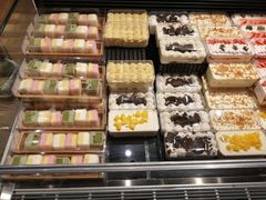 慕斯白玉卷-欧式面包坊(青岛万象城店)