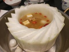 -得意咚瓜·顺德鱼生·冬瓜火锅(深圳首店)