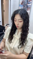 -苏豪美发S A L O N烫发染发
