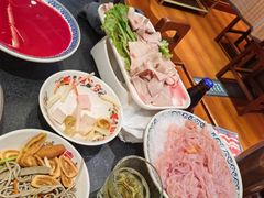 -沸炉重庆老火锅(军事博物馆店)