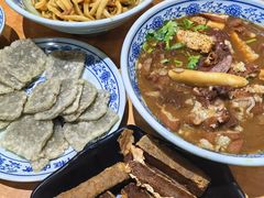 -门框胡同百年卤煮(鸟巢店)