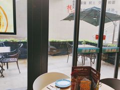 -菲滋BOX(定海凯虹店)