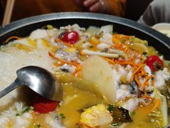-山城外·非遗酸菜鱼(蜀都万达店)