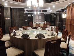 两桌包房-建滔诺富特酒店-悦餐厅