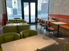 -油梨树 AVOCADO TREE(亮马桥店)