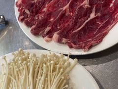 -胡须佬鸡煲四季火锅店(石厦西村直营店)