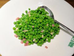-新白鹿餐厅(滨江银泰店)