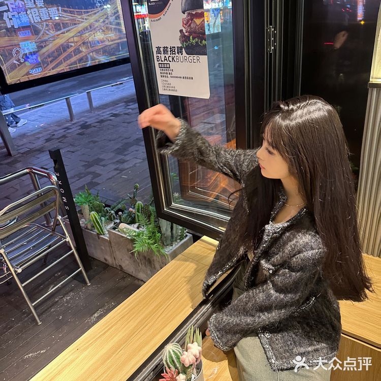 重庆探店 |   black burger黑汉堡🍔