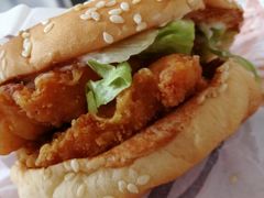 双层香脆鸡排堡-汉堡王(龙德广场店)