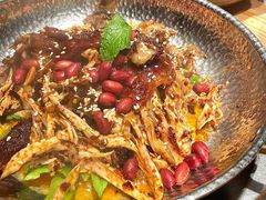 手撕扁担鸡-吃饭皇帝大(解放西路店)