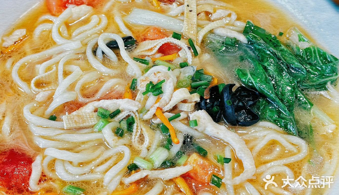 梅林宝藏面馆｜9块钱一大碗鸡丝鸡汤面！味道绝绝子