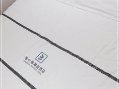 -卡罗酒店(东门晒布地铁站店)