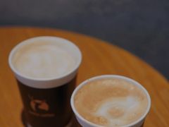 卡布奇诺-瑞幸咖啡(外滩SOHO店)