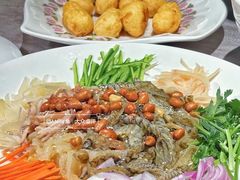 撈起魚皮豬肚海蜇-PO PARK东方宝泰