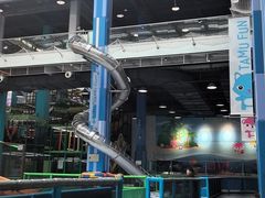 -蒙特利亲子乐园