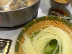 -喃喃椰·糟粕醋·椰子鸡火锅(七堡花园店)
