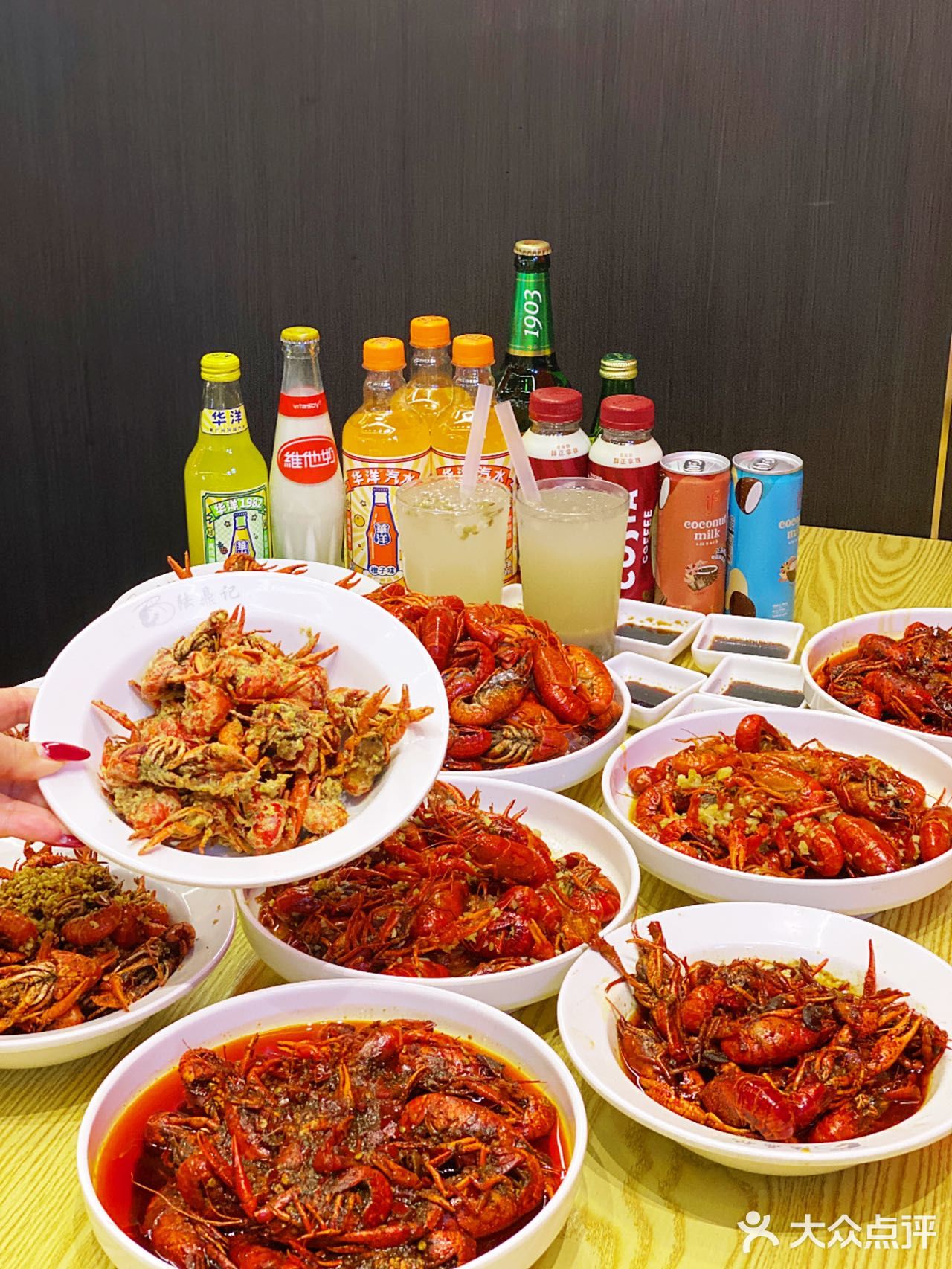 💖🍴 陆鼎记小龙虾蟹龙億，小龙虾🦞自助新选择！ 🍴