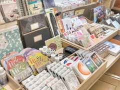 -诚品(信义店)