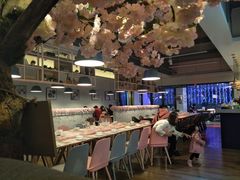 -樱花里音乐餐吧·牛扒椰子鸡(东圃店)