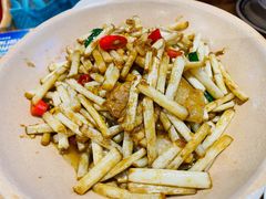砂锅花生芽-肖记公安牛肉鱼杂(田林路店)