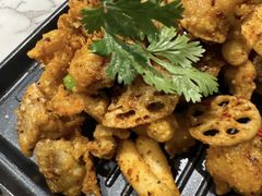 -荷塘秋月·本帮江浙菜(国权路店)